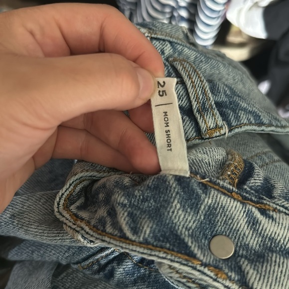 Pacsun jean mom shorts size 25 - Picture 4 of 4